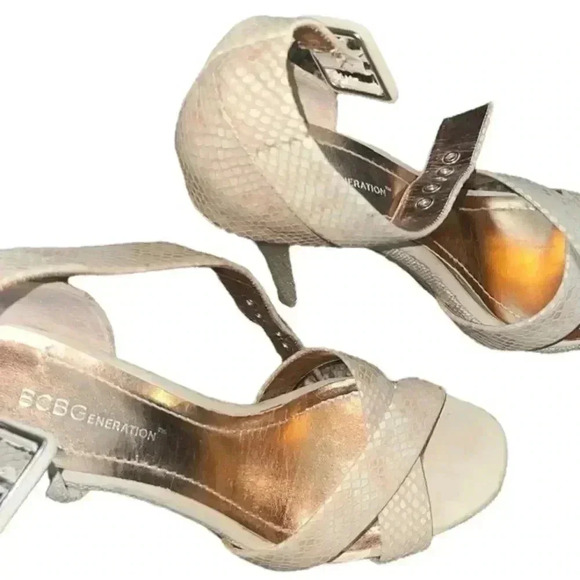 BCBG STRAPPY PLATFORM STILLETTOS - Picture 2 of 8